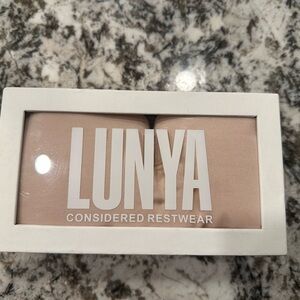 Lunya Washable Silk Sleep Mask in Delicate Pink- Brand New in Box